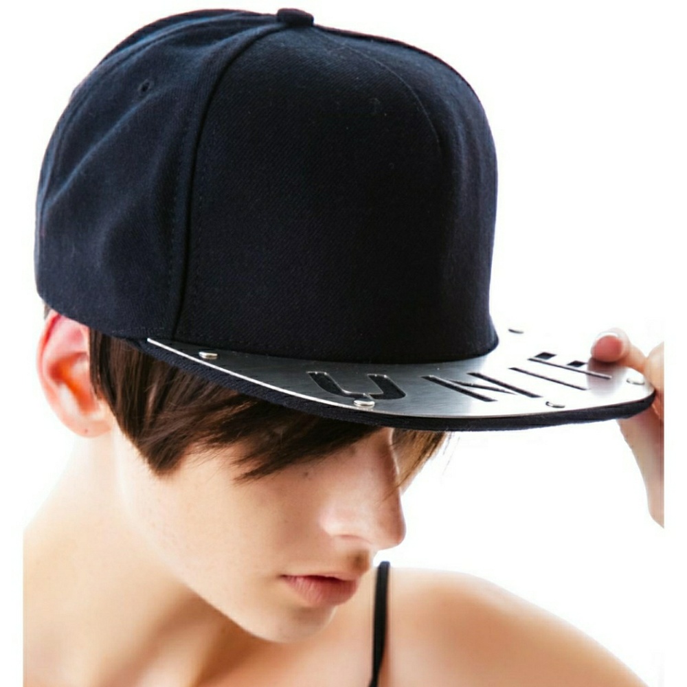💎NEW💎 UNIF Black Metal Logo Snapback Hat - Picture 3 of 6